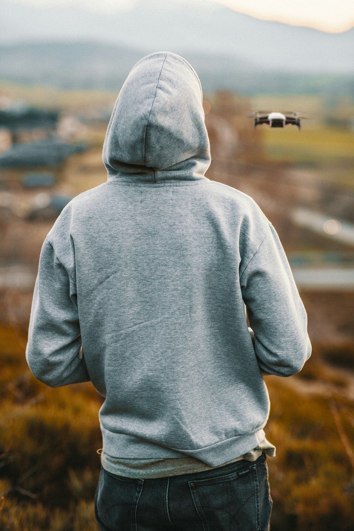 PULLOVER HOODIE (MELANGE GREY)